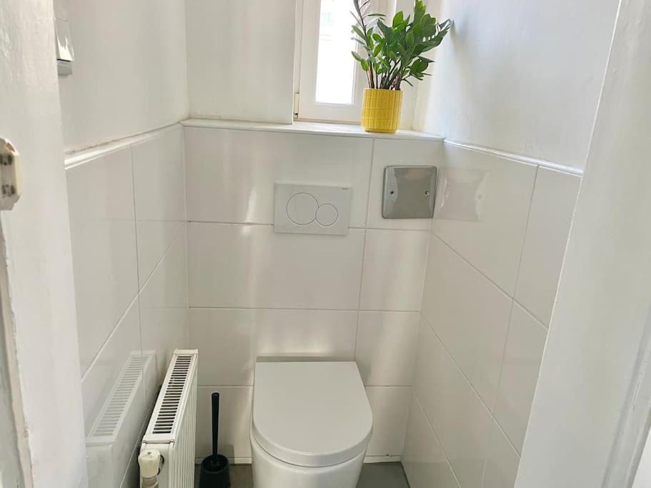 55M2 Stylish Apartment With Netflix - 15 Min To Center Wien Exterior foto
