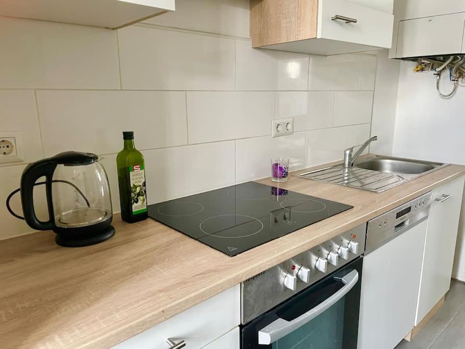 55M2 Stylish Apartment With Netflix - 15 Min To Center Wien Exterior foto